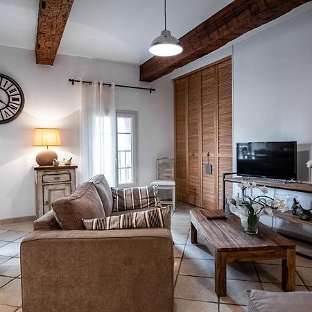 Appartement Au Coeur De L'Isle Sur La Sorgue מראה חיצוני תמונה