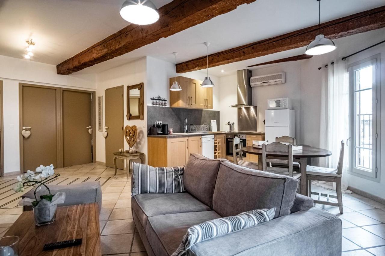 Appartement Au Coeur De L'Isle Sur La Sorgue מראה חיצוני תמונה