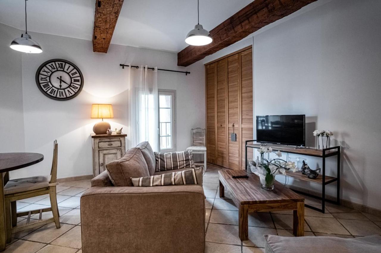 Appartement Au Coeur De L'Isle Sur La Sorgue מראה חיצוני תמונה